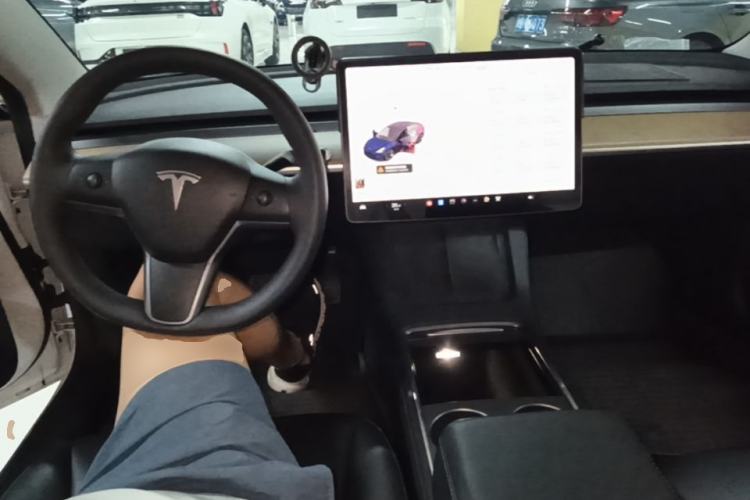 Used Tesla Model 3 2021 Revised Version Standard Range Rear-Wheel Drive Upgraded Edition 3D1 Center Console