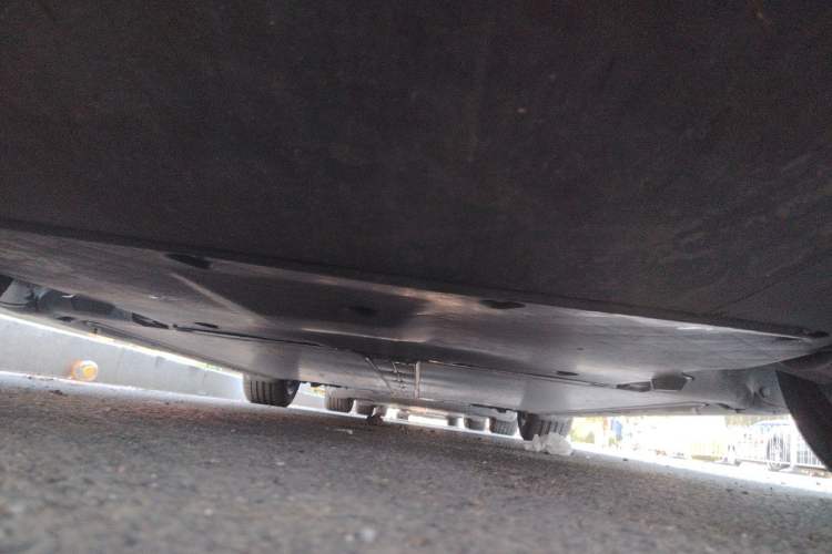 Used Tesla Model 3 2021 Standard Range Rear-Drive Upgraded Version Chassis Front