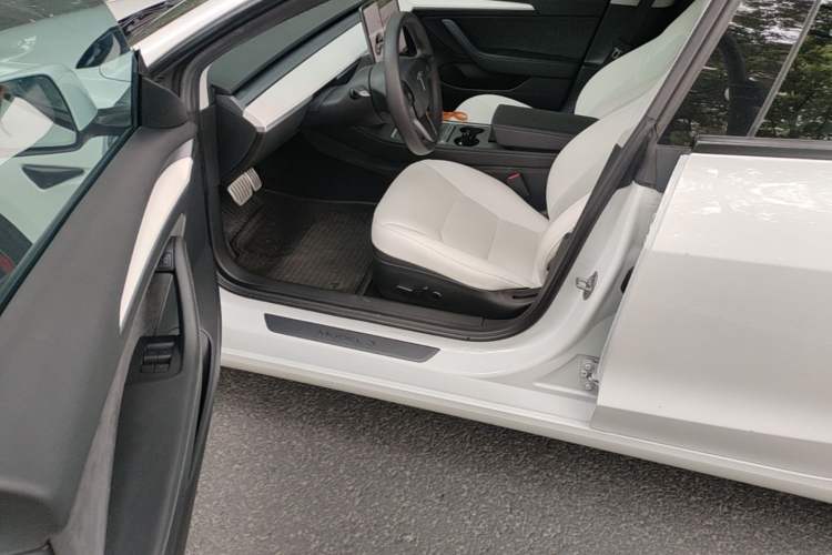 Used Tesla Model 3 2021 Performance High-Performance All-Wheel-Drive Version Driver Seat