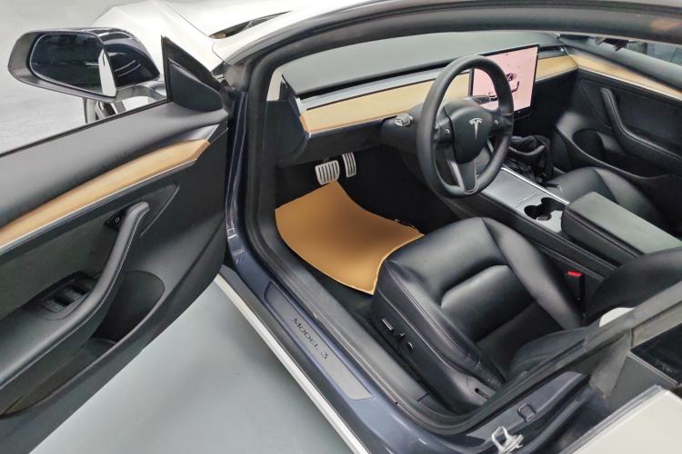 Used Tesla Model 3 2021 Revised Version II – Performance High-Performance All-Wheel-Drive Edition Driver Seat