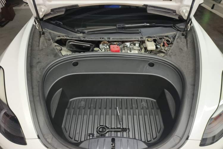 Used Tesla Model 3 2021 Performance High-Performance All-Wheel-Drive Version Engine Bay
