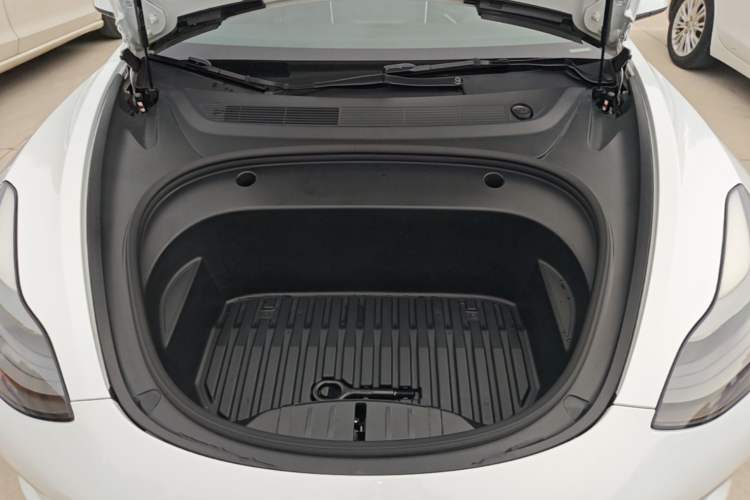 Used Tesla Model 3 2021 Revised Version Standard Range Rear-Wheel Drive Upgraded Edition 3D1 Engine Bay