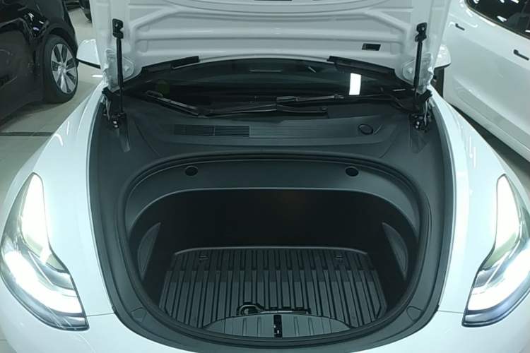 Used Tesla Model 3 2021 Revised Version Standard Range Rear-Wheel Drive Upgraded Edition 3D1 Engine Bay