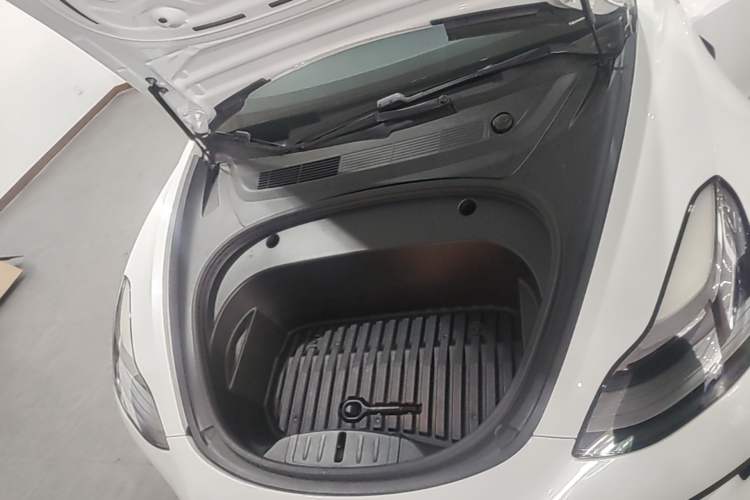 Used Tesla Model 3 2021 Standard Range Rear-Drive Upgraded Version Engine Bay