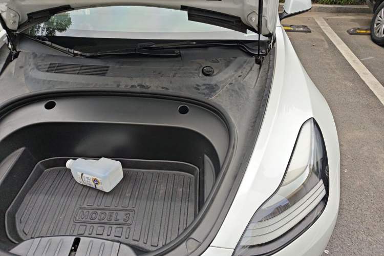 Used Tesla Model 3 2021 Performance High-Performance All-Wheel-Drive Version Engine Bay Left