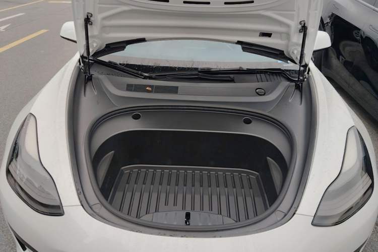 Used Tesla Model 3 2021 Standard Range Rear-Wheel Drive Upgraded Version 3D6 Engine Bay