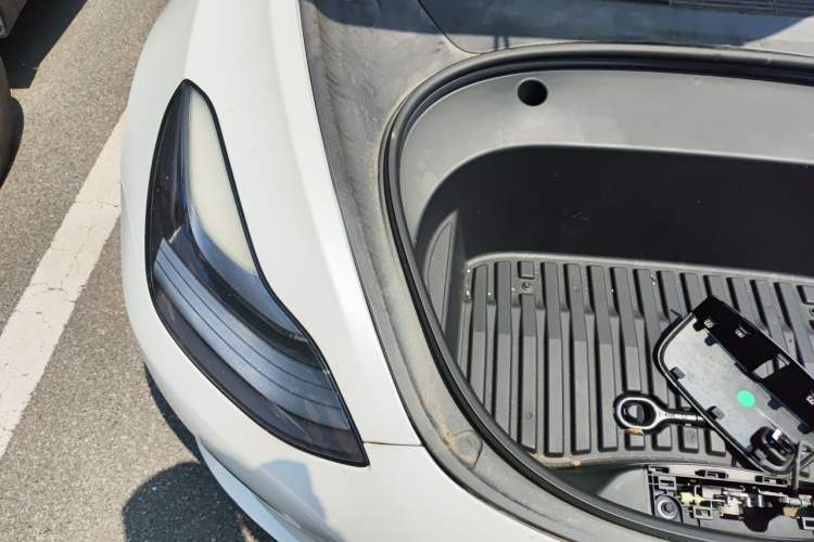 Used Tesla Model 3 2021 Standard Range Rear-Wheel Drive Upgraded Version 3D6 Engine Bay Right