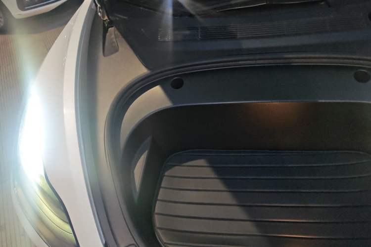 Used Tesla Model 3 2021 Performance High-Performance All-Wheel-Drive Version Engine Bay Right