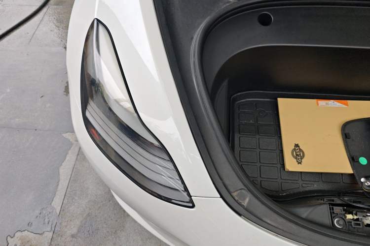 Used Tesla Model 3 2021 Performance High-Performance All-Wheel-Drive Version Engine Bay Right