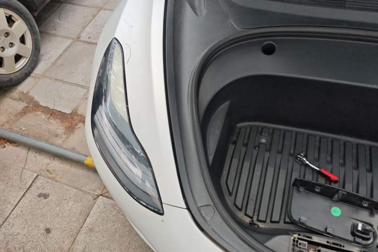 Used Tesla Model 3 2021 Standard Range Rear-Wheel Drive Upgraded Version 3D6 Engine Bay Right