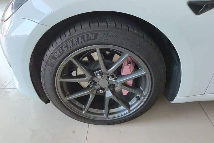 Used Tesla Model 3 2021 Standard Range Rear-Wheel Drive Upgraded Version 3D6 Exterior 4