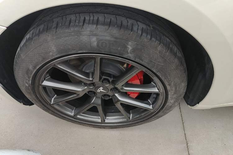 Used Tesla Model 3 2021 Standard Range Rear-Wheel Drive Upgraded Version 3D6 Exterior 4