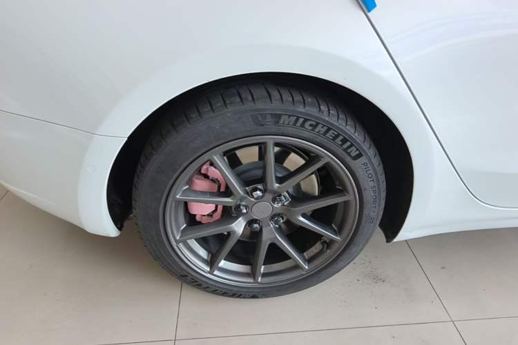 Used Tesla Model 3 2021 Standard Range Rear-Wheel Drive Upgraded Version 3D6 Exterior 5