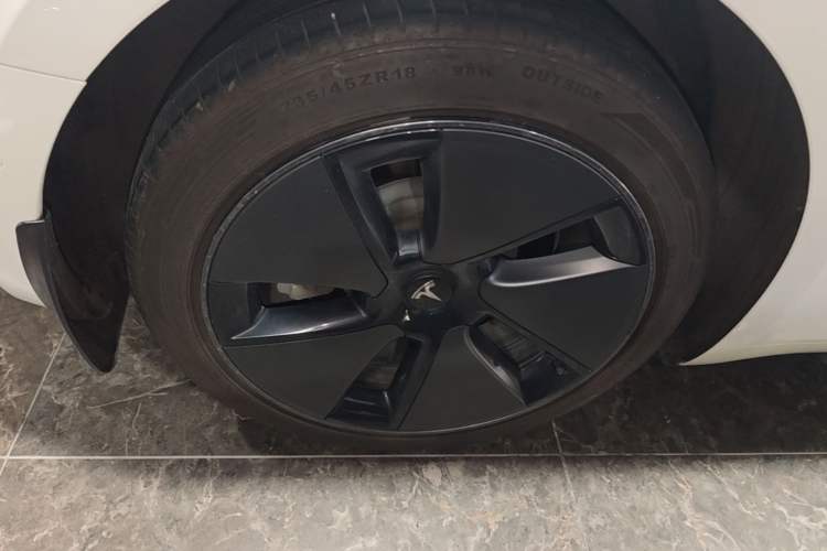 Used Tesla Model 3 2021 Standard Range Rear-Wheel Drive Upgraded Version 3D6 Exterior 5