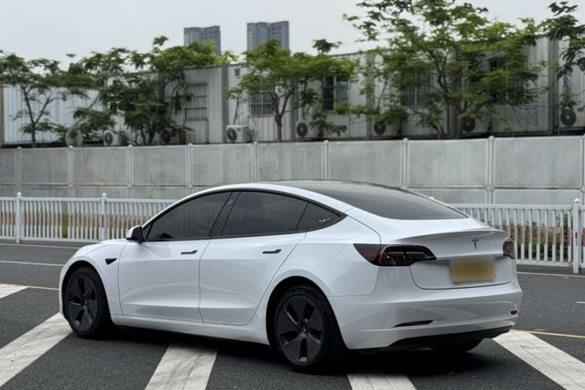 Used Tesla Model 3 2021 Standard Range Rear-Drive Upgraded Version Exterior 6