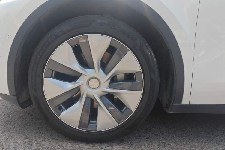 Used Tesla Model 3 2021 Standard Range Rear-Wheel Drive Upgraded Version 3D6 Exterior 6