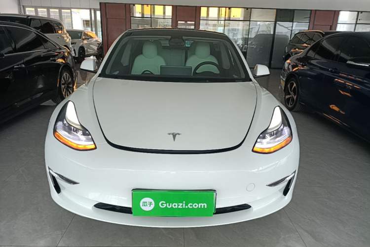 Used Tesla Model 3 2021 Revised Version II – Performance High-Performance All-Wheel-Drive Edition Front