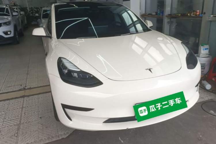 Used Tesla Model 3 2021 Standard Range Rear-Drive Upgraded Version Front Right 45 Deg