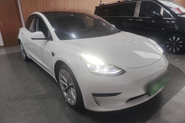 Used Tesla Model 3 2021 Standard Range Rear-Drive Upgraded Version Front Right 45 Deg