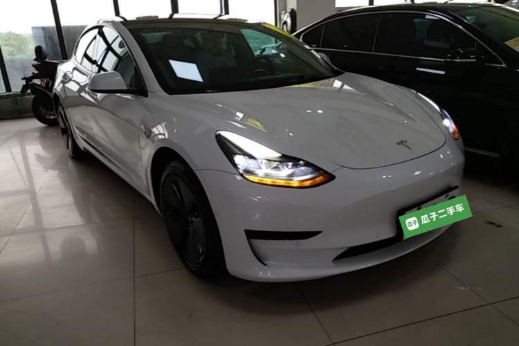 Used Tesla Model 3 2021 Standard Range Rear-Wheel Drive Upgraded Version 3D6 Front Right 45 Deg