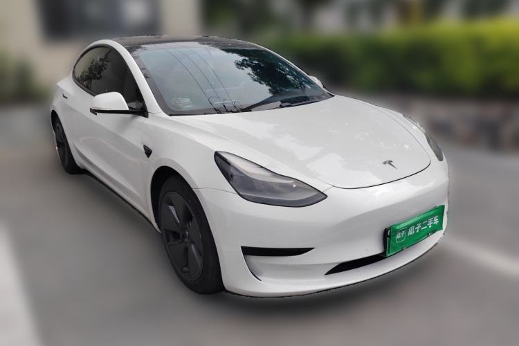 Used Tesla Model 3 2021 Standard Range Rear-Drive Upgraded Version Front Right 45 Deg