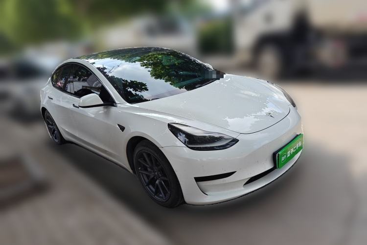 Used Tesla Model 3 2021 Standard Range Rear-Drive Upgraded Version Front Right 45 Deg