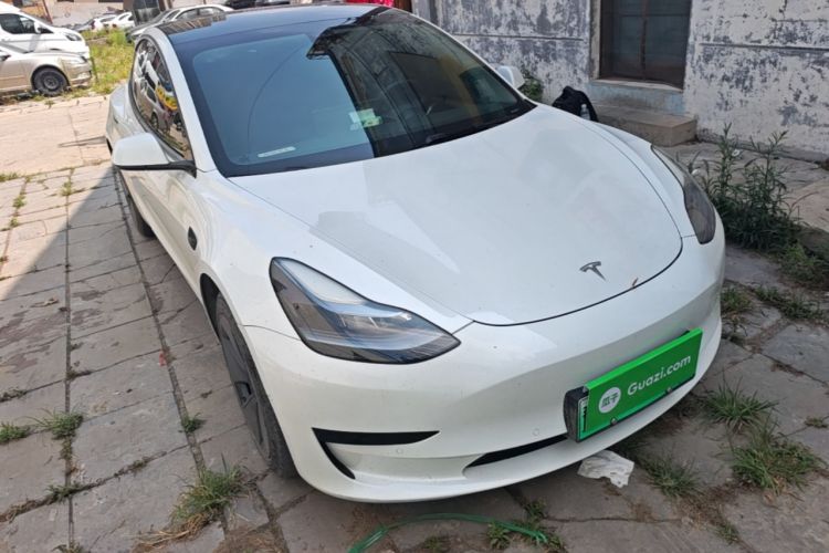 Used Tesla Model 3 2021 Standard Range Rear-Drive Upgraded Version Front Right 45 Deg