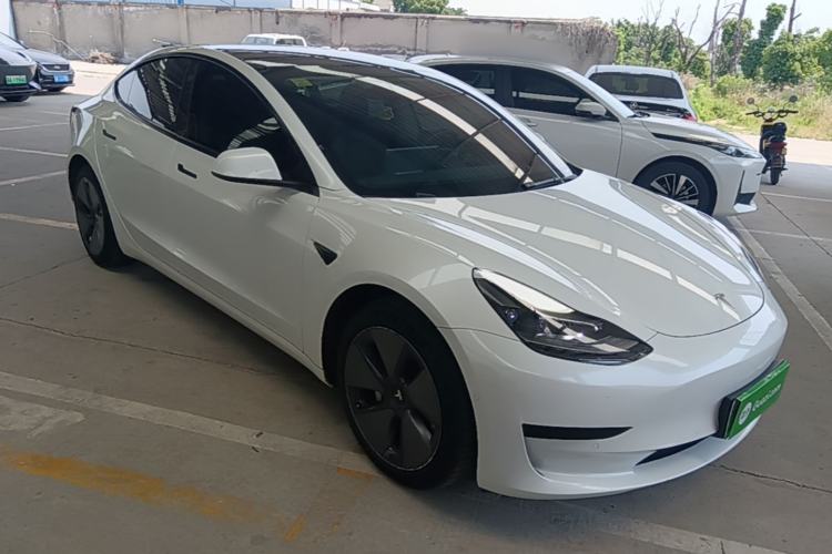 Used Tesla Model 3 2021 Standard Range Rear-Drive Upgraded Version Front Right 45 Deg