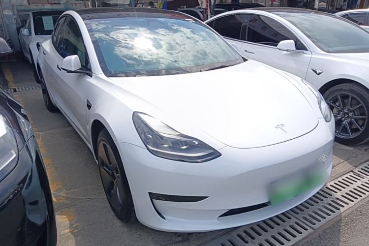 Used Tesla Model 3 2021 Standard Range Rear-Drive Upgraded Version Front Right 45 Deg