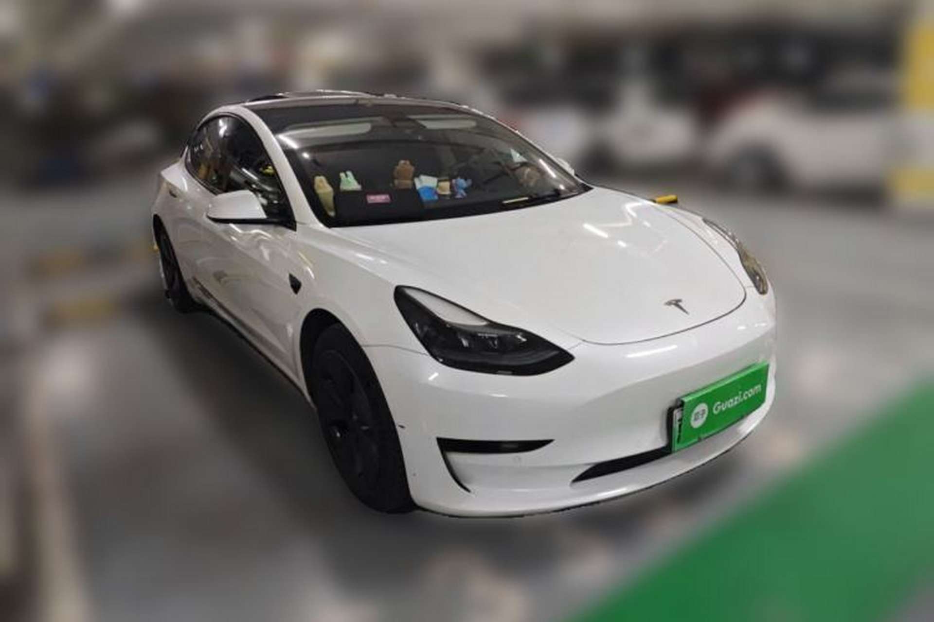 Used Tesla Model 3 2021 Standard Range Rear-Drive Upgraded Version Front Right 45 Deg