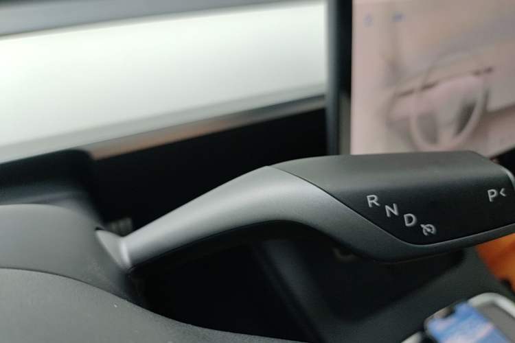 Used Tesla Model 3 2021 Performance High-Performance All-Wheel-Drive Version Gear Lever