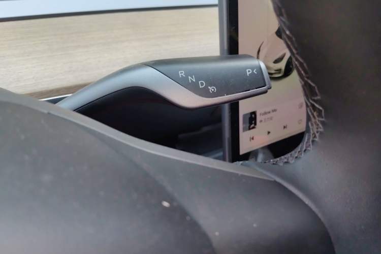 Used Tesla Model 3 2021 Performance High-Performance All-Wheel-Drive Version 3D6 Gear Lever