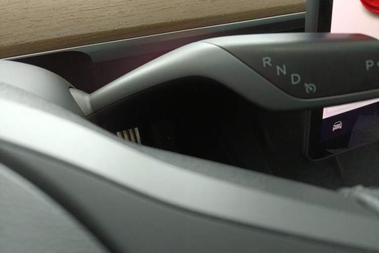 Used Tesla Model 3 2021 Performance High-Performance All-Wheel-Drive Version Gear Lever