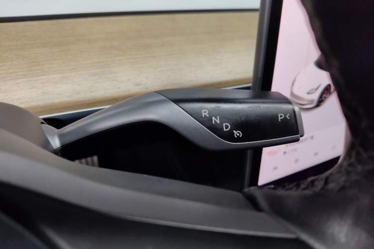 Used Tesla Model 3 2021 Performance High-Performance All-Wheel-Drive Version Gear Lever