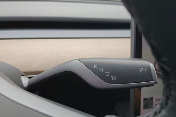 Used Tesla Model 3 2021 Performance High-Performance All-Wheel-Drive Version 3D6 Gear Lever