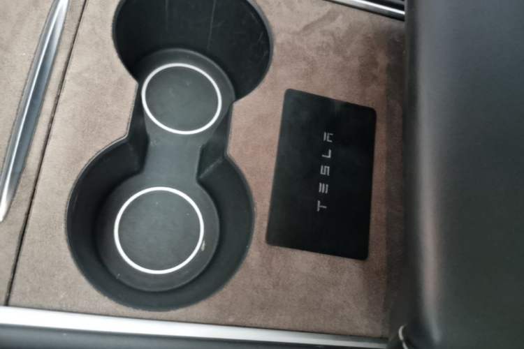 Used Tesla Model 3 2021 Revised Version Standard Range Rear-Wheel Drive Upgraded Edition 3D1 Interior 1