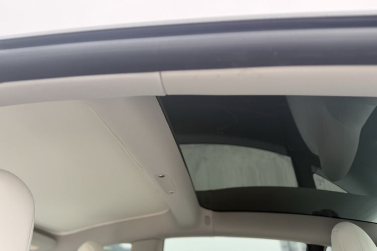 Used Tesla Model 3 2021 Standard Range Rear-Drive Upgraded Version Interior 2