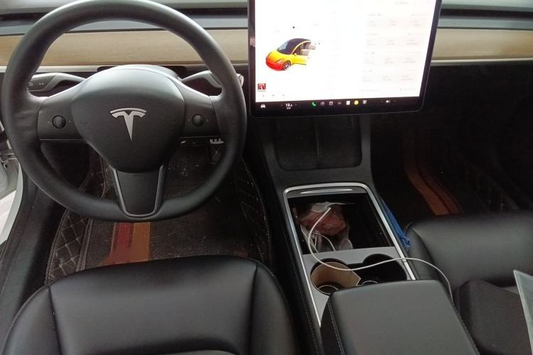 Used Tesla Model 3 2021 Performance High-Performance All-Wheel-Drive Version Interior 2