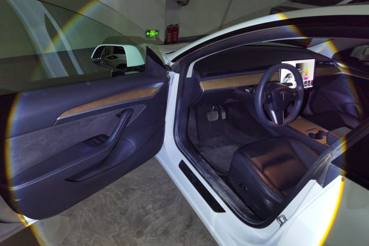 Used Tesla Model 3 2021 Standard Range Rear-Wheel Drive Upgraded Version 3D6 Interior 3