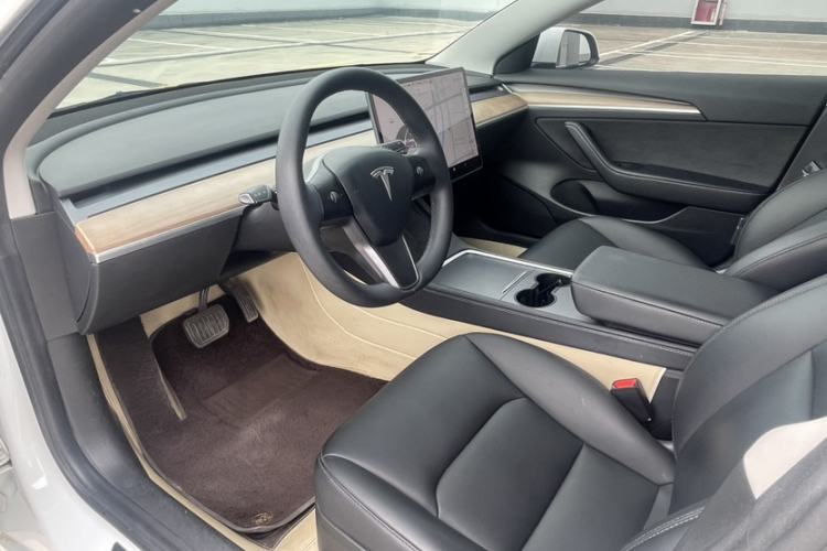 Used Tesla Model 3 2021 Standard Range Rear-Drive Upgraded Version Interior 3