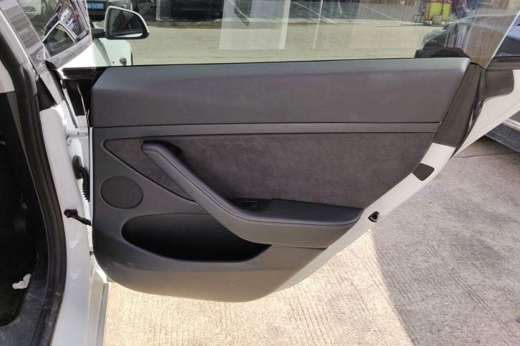 Used Tesla Model 3 2021 Standard Range Rear-Drive Upgraded Version Interior 3