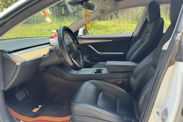 Used Tesla Model 3 2021 Standard Range Rear-Wheel Drive Upgraded Version 3D6 Interior 3