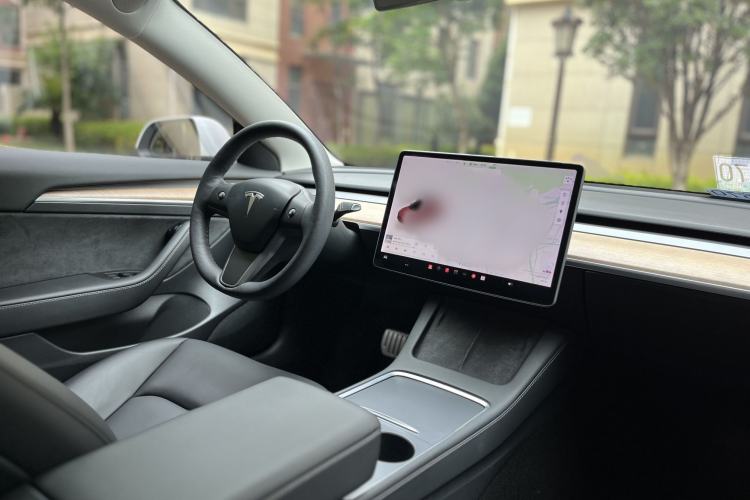 Used Tesla Model 3 2021 Performance High-Performance All-Wheel-Drive Version Interior 5