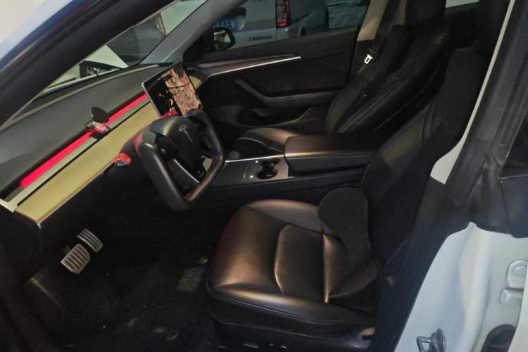 Used Tesla Model 3 2021 Performance High-Performance All-Wheel-Drive Version Left Front Seat