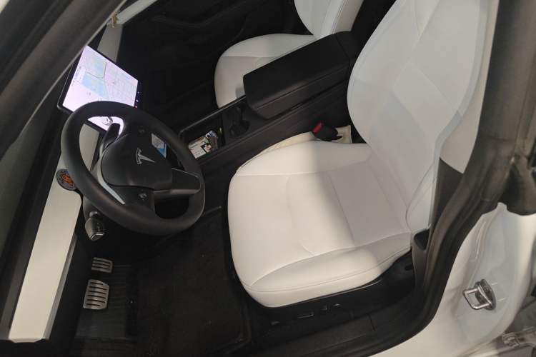 Used Tesla Model 3 2021 Performance High-Performance All-Wheel-Drive Version Left Front Seat