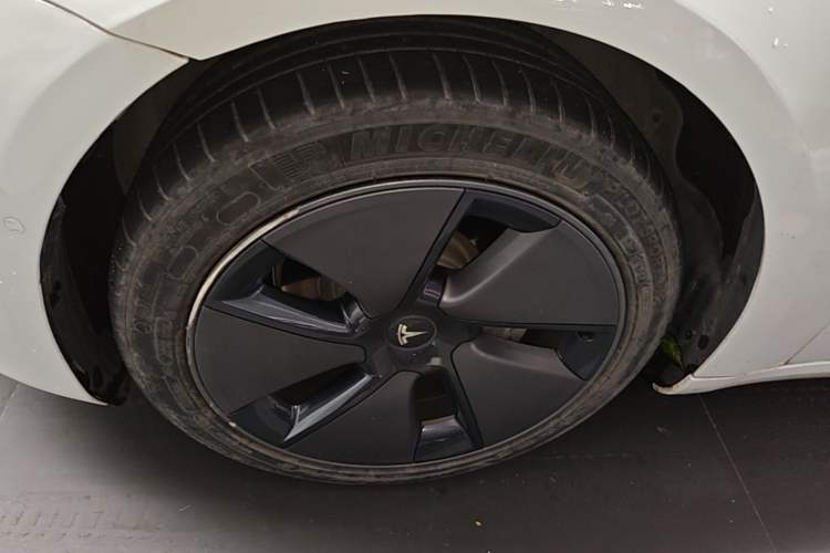 Used Tesla Model 3 2021 Revised Version Standard Range Rear-Wheel Drive Upgraded Edition 3D1 Left Front Wheel Hub