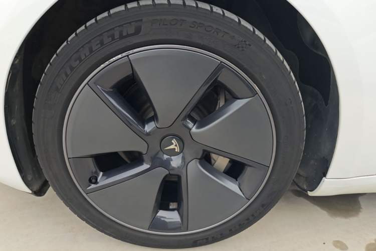 Used Tesla Model 3 2021 Revised Version Standard Range Rear-Wheel Drive Upgraded Edition 3D1 Left Front Wheel Hub