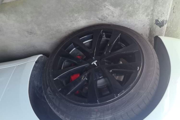 Used Tesla Model 3 2021 Revised Version Standard Range Rear-Wheel Drive Upgraded Edition 3D1 Left Front Wheel Hub