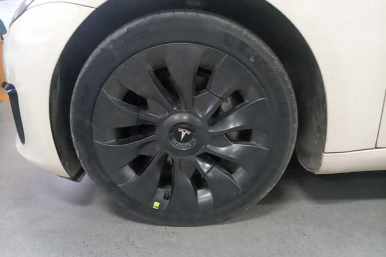 Used Tesla Model 3 2021 Standard Range Rear-Drive Upgraded Version Left Front Wheel Hub