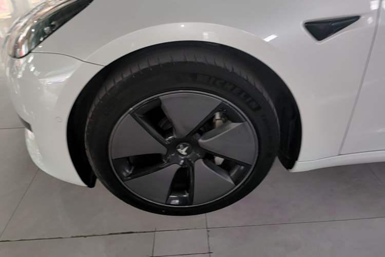 Used Tesla Model 3 2021 Revised Version Standard Range Rear-Wheel Drive Upgraded Edition 3D1 Left Front Wheel Hub